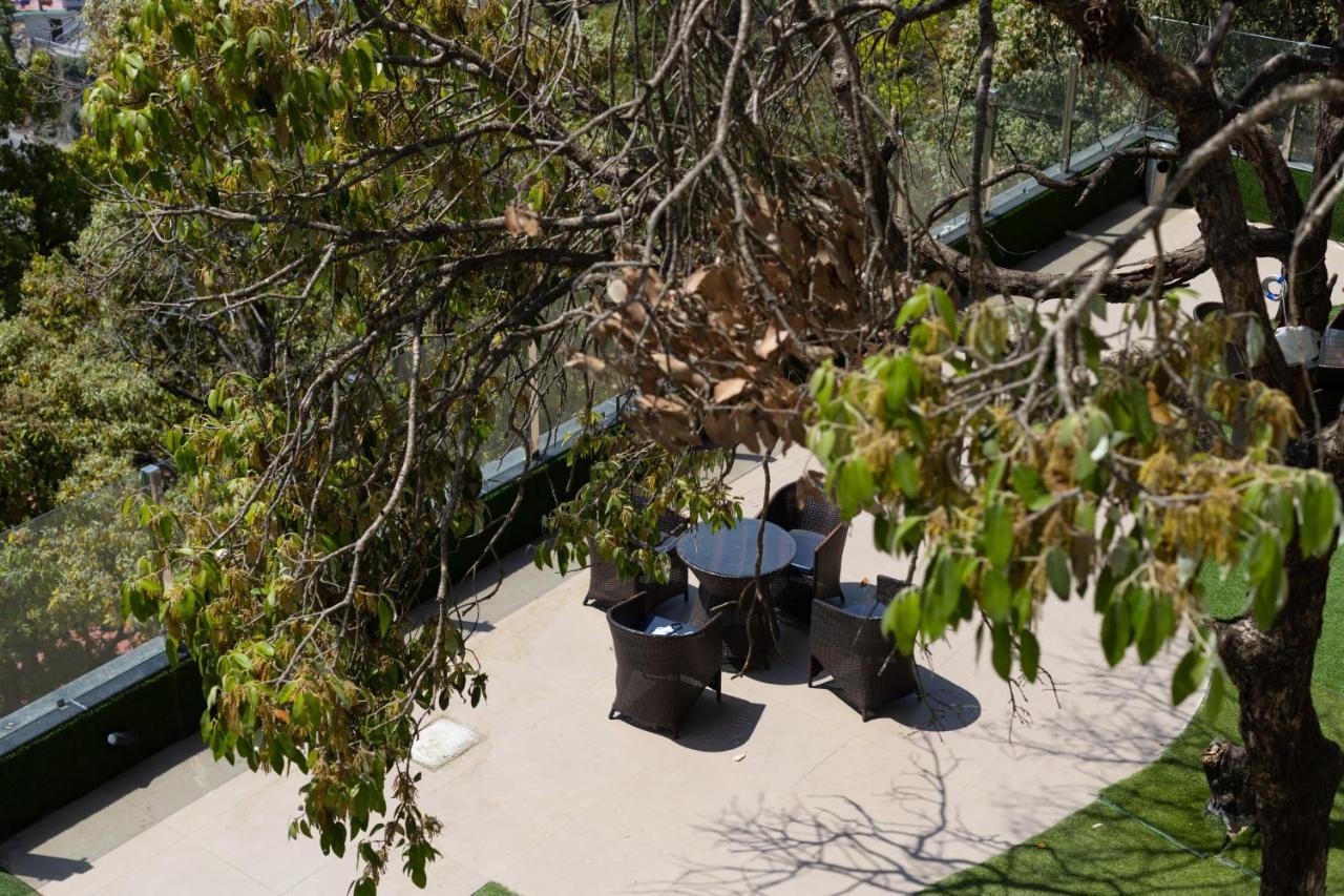 Accord Hotel Mussoorie Exterior photo