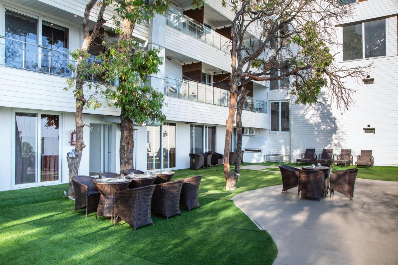Accord Hotel Mussoorie Exterior photo